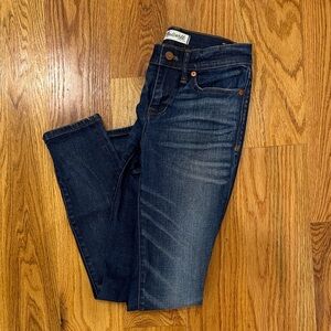 NWOT Madewell Women's Dark Blue “Skinny Skinny” Jeans